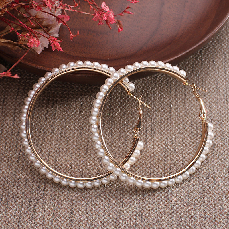 Fashionable Big-name Creative C-shaped Pearl Earrings