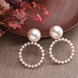 Fashionable Big-name Creative C-shaped Pearl Earrings
